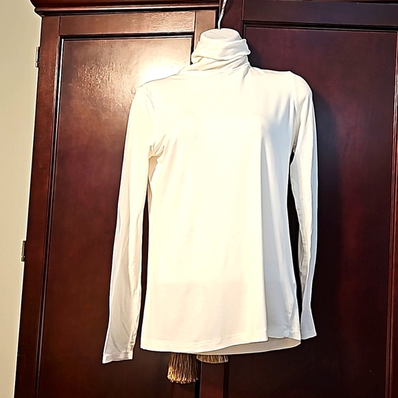 Tahari Extra Small Turtleneck EUC - Picture 1 of 6